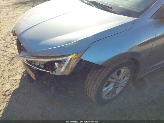 Hyundai ELANTRA Sel Image 16