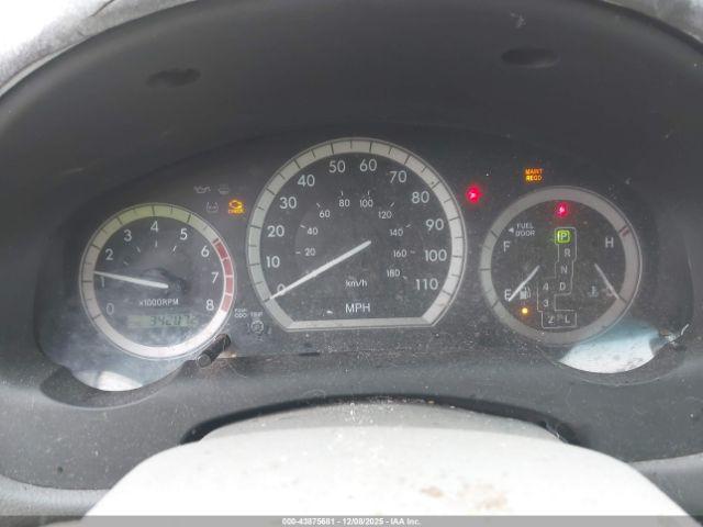 Toyota Sienna Le Image 9