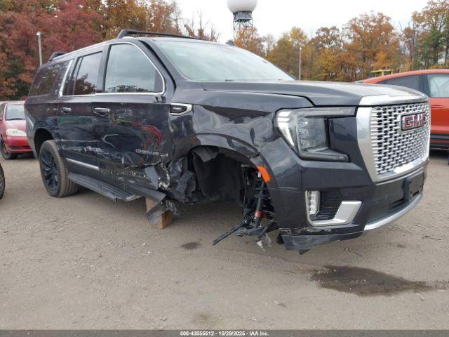  Salvage GMC Yukon