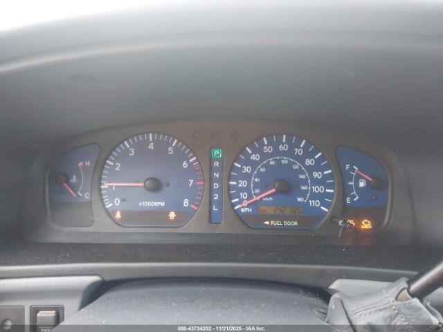 Toyota Sienna Xle Image 3