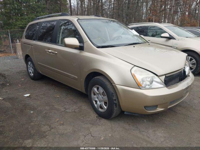  Salvage Kia Sedona