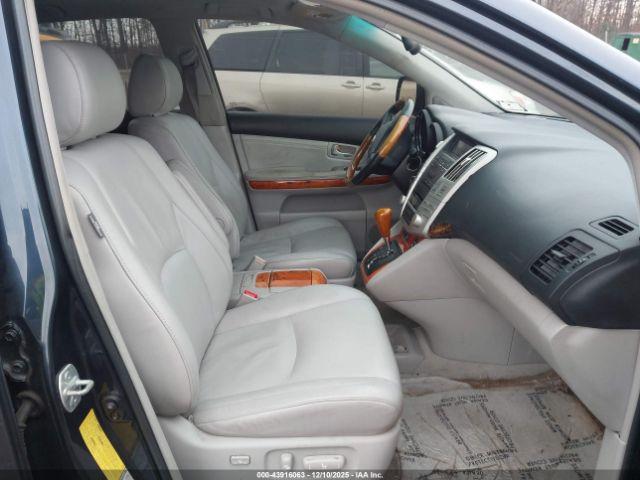 Lexus RX Image 5