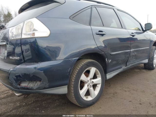 Lexus RX Image 4
