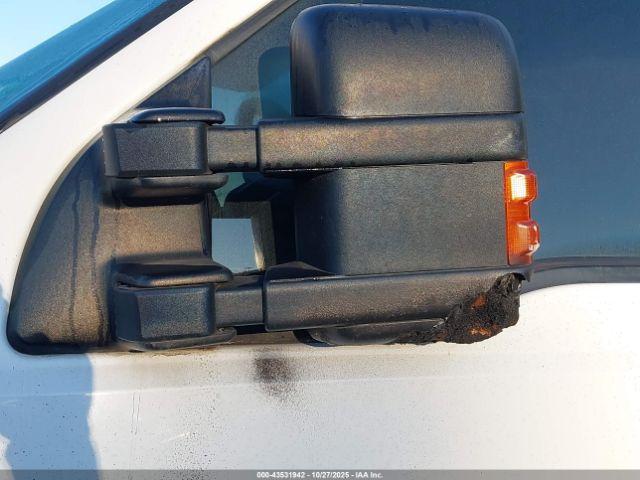 Ford F-250 Xl Image 17