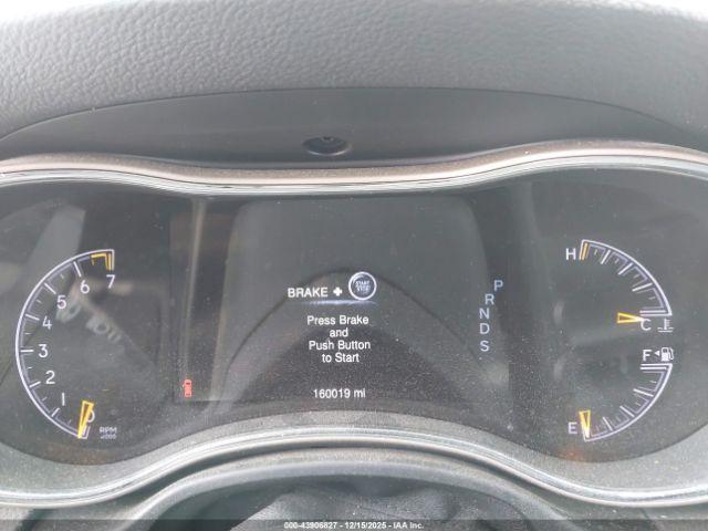 Jeep Grand Cherokee Limited Image 4