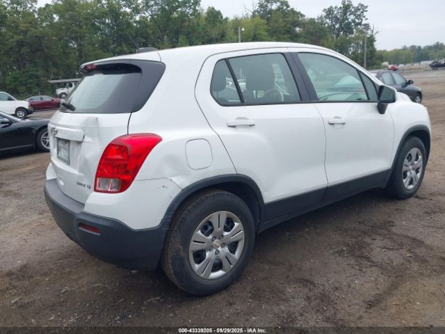 Chevrolet Trax 1ls Image 2