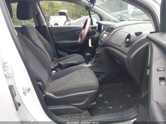 Chevrolet Trax 1ls Image 11