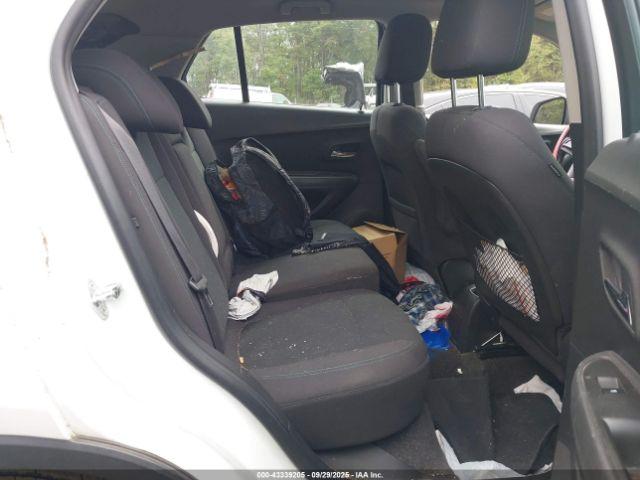 Chevrolet Trax 1ls Image 7