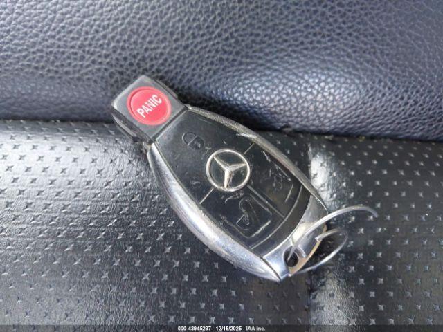 Mercedes-Benz C-Class Image 6