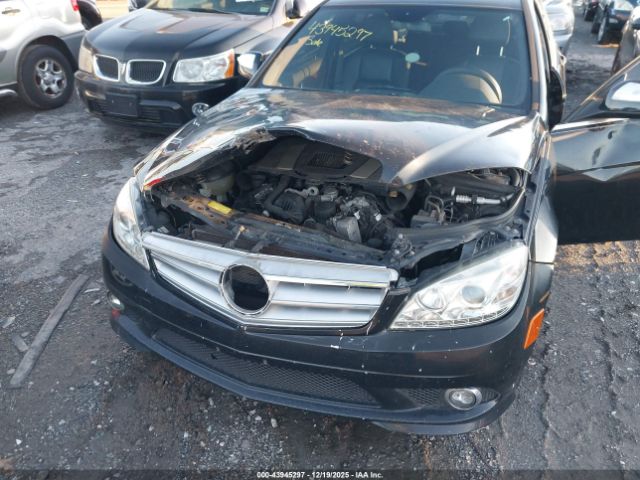 Mercedes-Benz C-Class Image 2