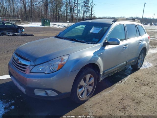 Subaru Outback 2.5i Limited Image 11