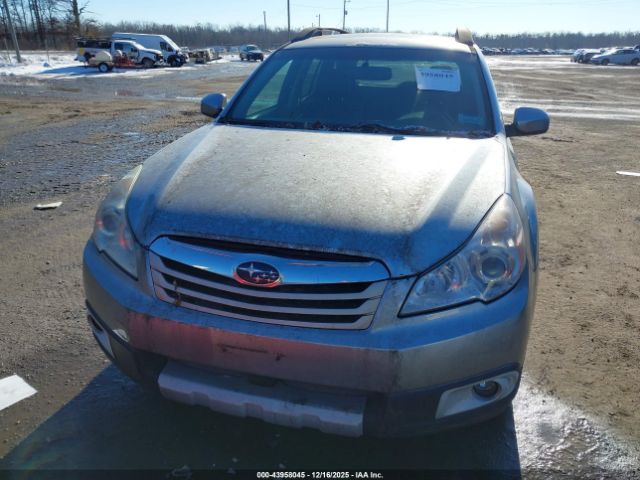 Subaru Outback 2.5i Limited Image 7