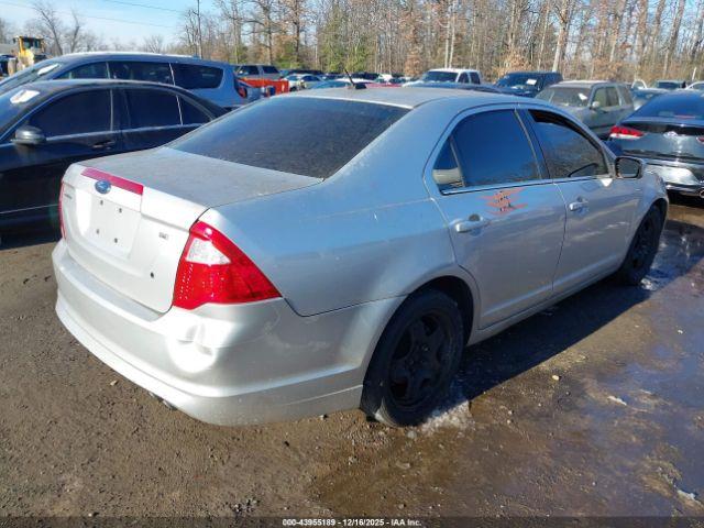 Ford Fusion Se Image 8