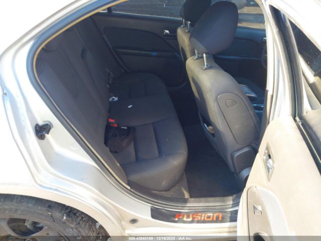 Ford Fusion Se Image 6