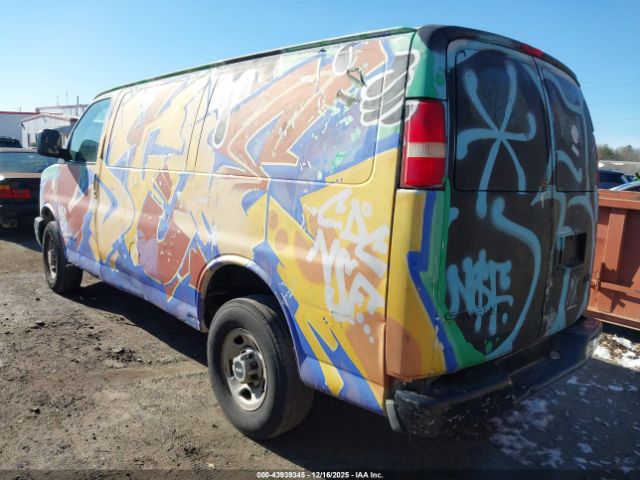 GMC Savana Work Van Image 2