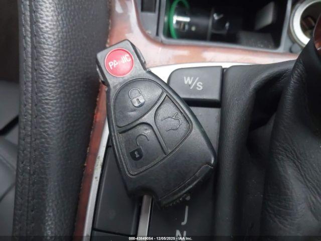 Mercedes-Benz S-Class Image 8