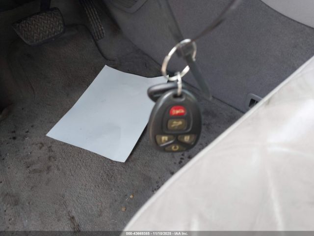 Buick Enclave Leather Image 11