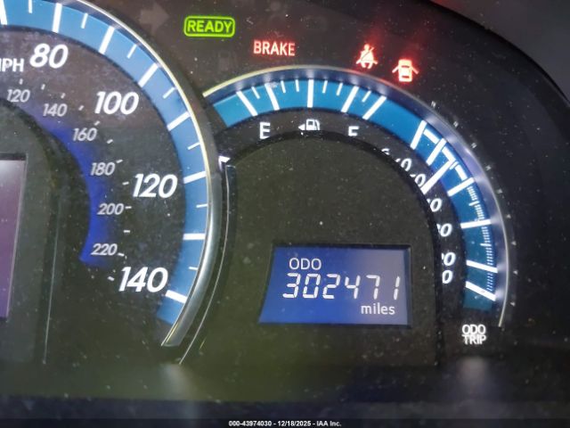 Toyota Camry Le Image 2