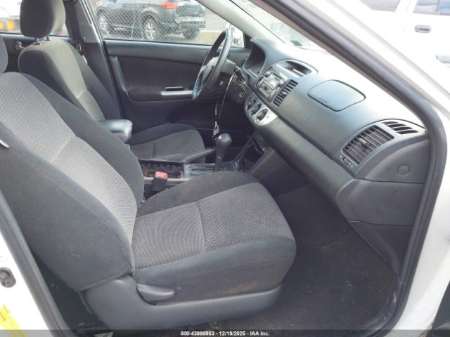 Toyota Camry Se V6 Image 5