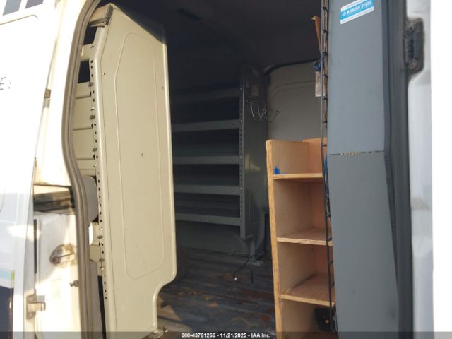 Ford Transit Xlt Image 6