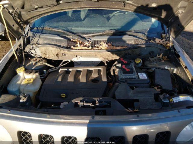 Jeep Patriot Latitude Image 10