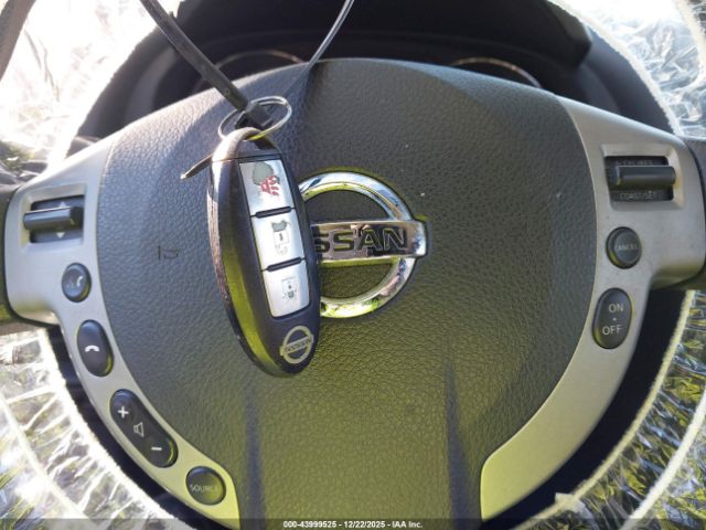 Nissan Rogue Sv Image 2