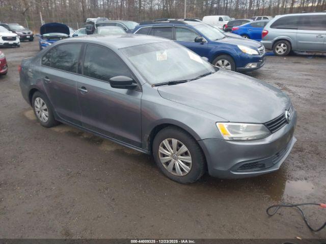  Salvage Volkswagen Jetta