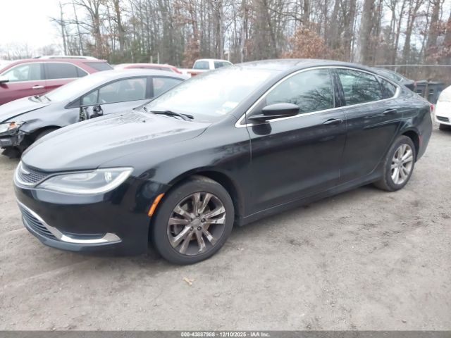 Chrysler 200 Limited Image 2