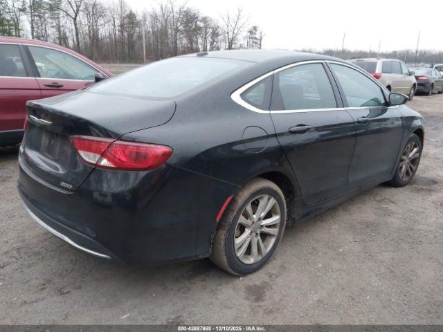 Chrysler 200 Limited Image 3