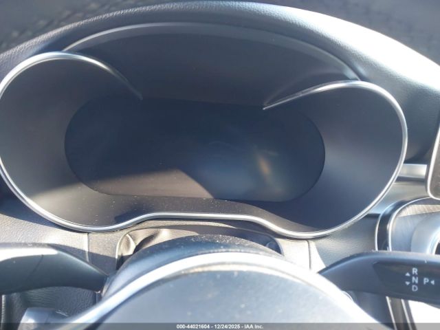 Mercedes-Benz C-Class 4matic Image 3