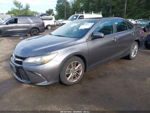 Toyota Camry Se Image 16