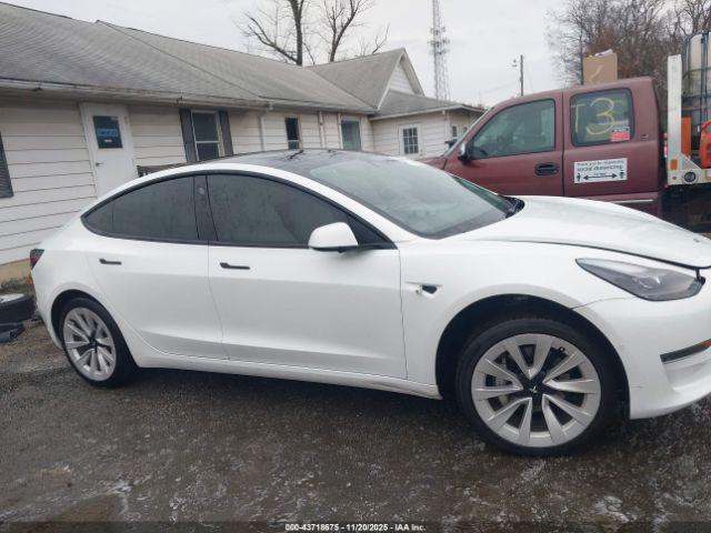 Tesla Model 3 Rear-wheel Drive Image 16