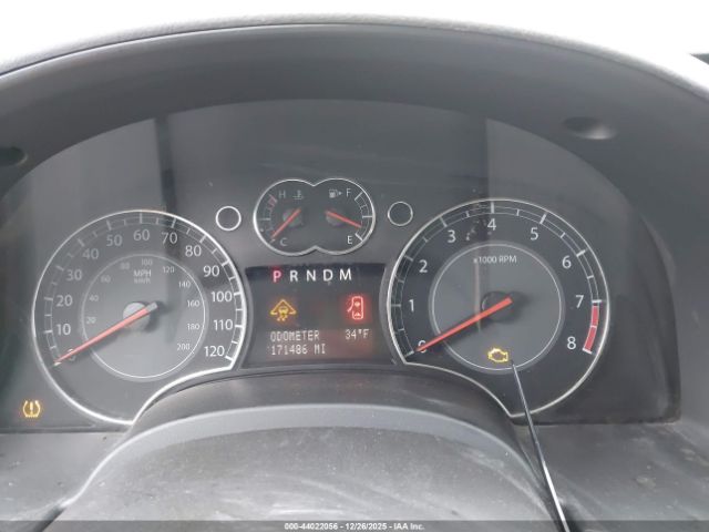 Suzuki XL7 Luxury Image 5