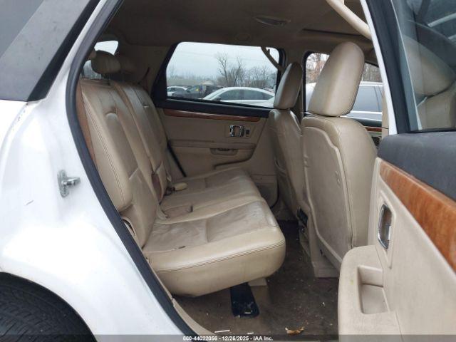 Suzuki XL7 Luxury Image 7