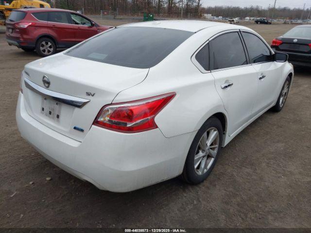 Nissan Altima 2.5 Sv Image 2