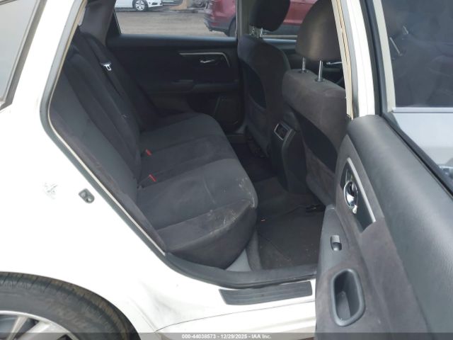 Nissan Altima 2.5 Sv Image 5