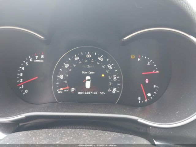 Kia Sorento Limited V6 Image 10