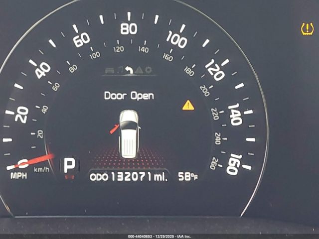 Kia Sorento Limited V6 Image 11