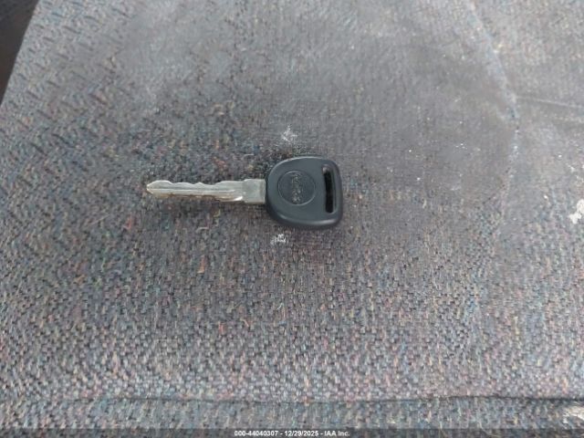 Chevrolet Silverado 1500 Work Truck Image 4