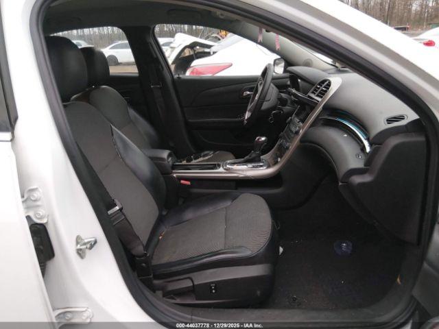 Chevrolet Malibu Eco Image 4