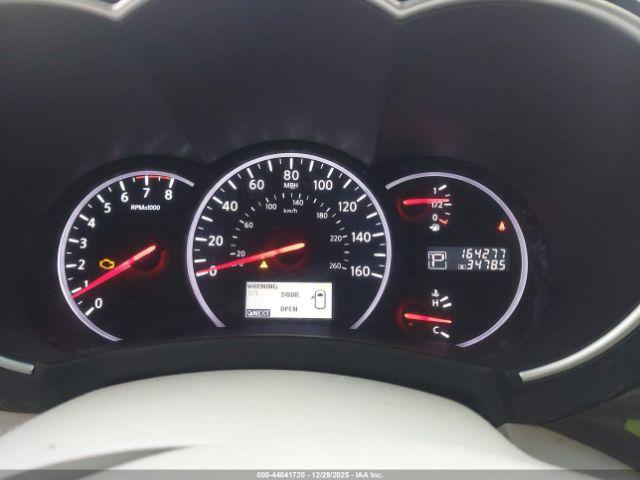 Nissan Quest S Image 2