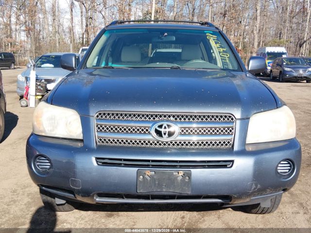 Toyota Highlander V6 Image 7