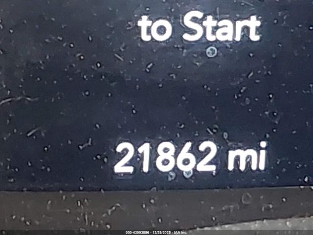 Jeep Gladiator Overland 4x4 Image 5