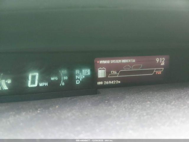 Toyota Prius Two Image 3