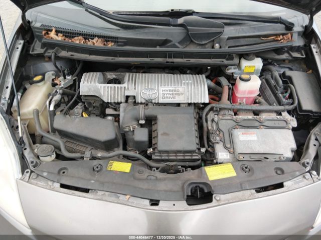 Toyota Prius Two Image 13