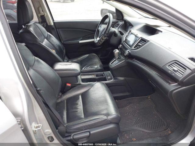 Honda CR-V Touring Image 16