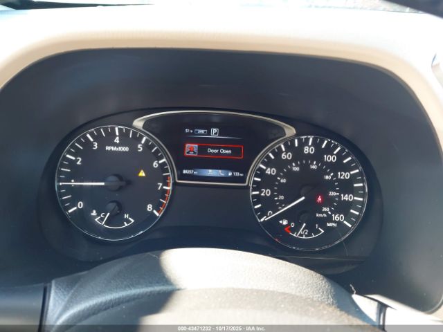 Nissan Pathfinder Sl Image 2