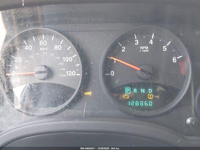 Jeep Patriot Latitude Image 3