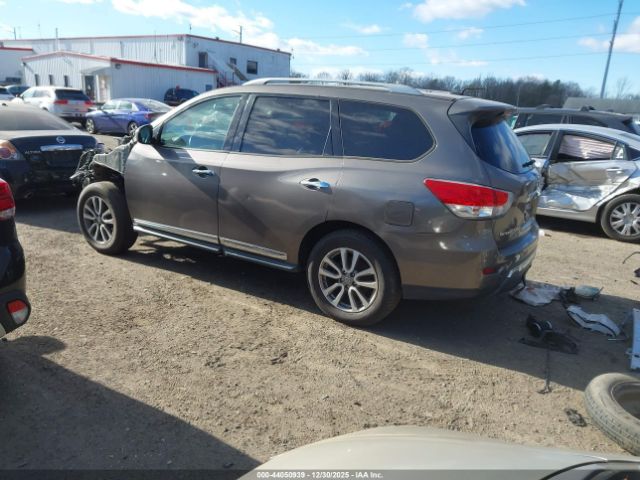 Nissan Pathfinder Sl Image 9