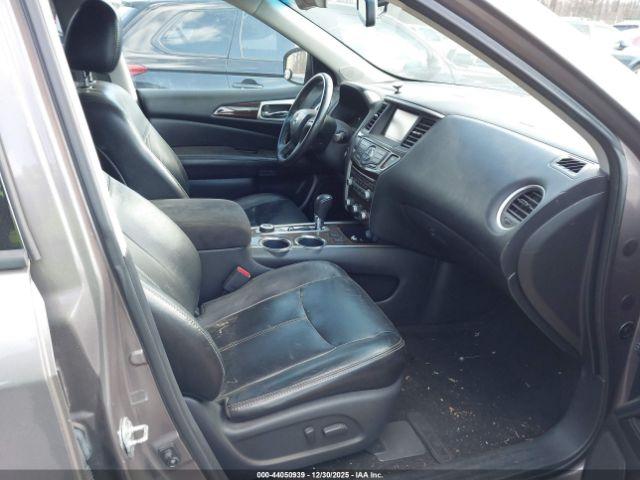 Nissan Pathfinder Sl Image 7